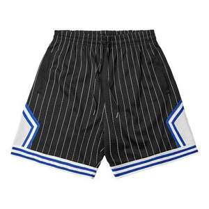 Ensemble de shorts de basket-ball décontractés personnalisés en gros, nouveaux, en laine peignée, imprimés par sublimation, séchage rapide, respirant, 100% polyester, vêtements de sport pour hommes - Product Image 2