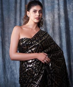 2023 Hot Sale Fashionable Designer New Look <b>Cocktail</b> Party Wear Beautiful Sequence Work Saree at Best Market Price - Product Image 4