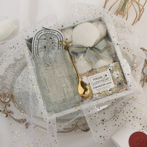 Juego <span class=keywords><strong>de</strong></span> cajas <span class=keywords><strong>de</strong></span> papel <span class=keywords><strong>de</strong></span> colores con logotipo personalizado, estuche rígido, tapa <span class=keywords><strong>de</strong></span> <span class=keywords><strong>embalaje</strong></span> <span class=keywords><strong>de</strong></span> cartón y caja <span class=keywords><strong>de</strong></span> regalo <span class=keywords><strong>de</strong></span> papel rígido - Product Image 4