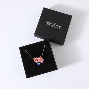 สร้อยคอเงินแท้ลายดอกกล้วยไม้ฟาแลนนอปซิสและผีเสื้อในสวนแสนโรแมนติก - Product Image 3