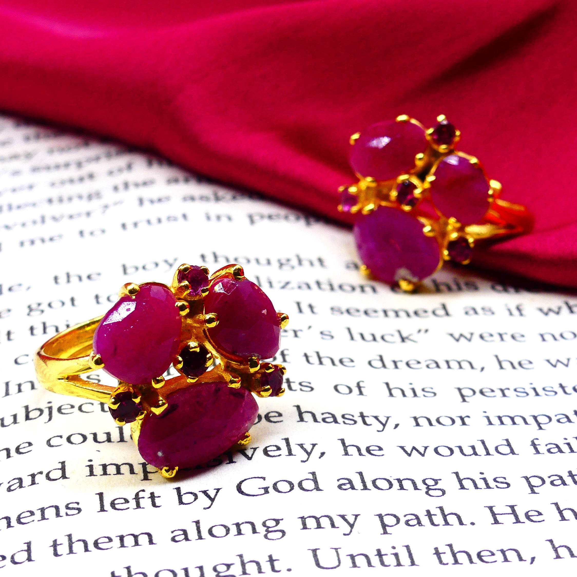 สีเหลือง