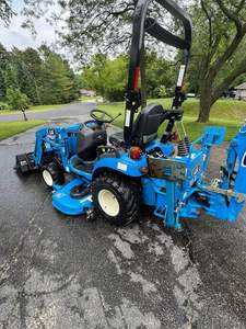 Wholesale Premium Quality <b>Lawn</b> <b>Mower</b> with front loader rear discharge rear collect mowing tractor with 6 mulching Wholesale - Product Image 3