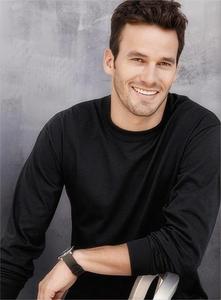 Camiseta de cuello redondo de algodón 100% de lujo para hombre 180GSM manga sólida estilo Vintage Puff Technics Simple Heavy Screen camiseta para hombre - Product Image 2