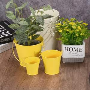 Increíble Cubo de Metal con mango de Color amarillo para decoración de sala de estar Interior, maceta de flores, cubos de cubo multiusables - Product Image 1