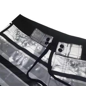 กางเกงขาสั้นออกกำลังกายขาสั้นสำหรับผู้ชายกางเกงชายหาดสำหรับผู้ชายกางเกงวิ่งออกกำลังกายขาสั้นแบบตาข่ายสำหรับใส่เล่นกีฬาใส่เดินชายหาดใส่ฤดูร้อนโลโก้ได้ตามต้องการ - Product Image 3