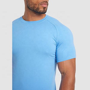 Vente en gros T-shirts personnalisés pour hommes T-shirt Drifit à manches courtes de haute qualité pour le sport et le fitness pour hommes - Product Image 4