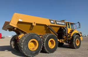 Camion à benne basculante articulé 2019 d'occasion en bon état - Product Image 5