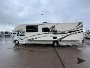 Meilleure qualité, état impeccable, J-a-y-co RV G-r-e-y-h-a-wk 30X modèle 2017 disponible à la vente - Product Image 3