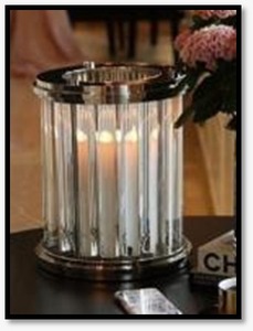 แจกันแก้วคริสตัลที่ทันสมัยพร้อมโลหะตัดด้วยมือไม่เหมือนใครสำหรับตกแต่งบ้านด้วยการปรับแต่ง - Product Image 3