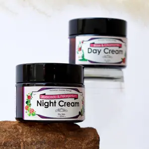 Crème de nuit à l'avocat et au pelargonium 50ml - Product Image 3