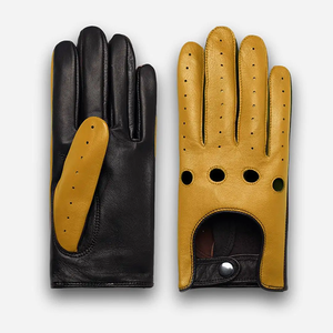 Gants personnalisés en cuir véritable de mouton noir super doux de haute qualité pour la conduite - Product Image 1