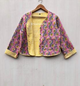 เสื้อแจ็คเก็ตโบฮีเมียนสีชมพู  แบบเย็บลายดอกไม้  ทำมือจากผ้าฝ้าย  สไตล์ลายดอกไม้  เสื้อโค้ทแจ็คเก็ตสำหรับฤดูใบไม้ร่วงและฤดูหนาว  สตรีทแวร์  แบบสองด้าน  ของขวัญสำหรับเธอ - Product Image 1
