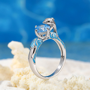 Bague de mode Jeulia Hug Me Joyful Dolphin en argent sterling à coupe ronde - Product Image 6