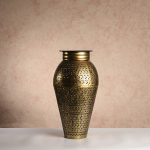Vintage Polished Metal Flower <b>Vase</b> Modern Decor Decorative Aluminum Flower <b>Vase</b> for Any Room - Product Image 1