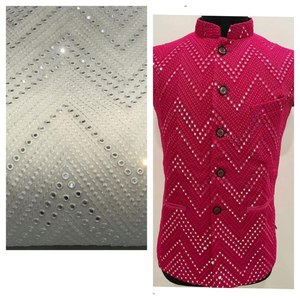 Tela de encaje bordado de Georgette de viscosa pura con trabajo de espejo para vestidos de estilo liso de lujo para niñas con características memorables - Product Image 2