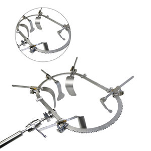 Retractor Espinal Manual de Acero Inoxidable Personalizado, Instrumentos Quirúrgicos Autoestables Bookwalter de Alta Calidad 100%, BISONS - Product Image 1