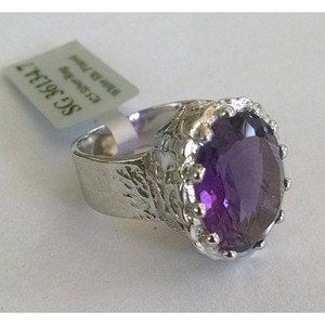 แหวนเงินแท้ 925 ประดับพลอยอเมทิสต์ทรงสวยหรูจาก Shah Gems สำหรับผู้ชายและผู้หญิง ดีไซน์ขอบเพชร ชุบโรเดียม ลายตาเก๋ไก๋ ของขวัญสุดเพอร์เฟกต์ - Product Image 2