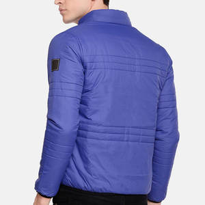 Veste matelassée à capuche en toile imperméable personnalisée OEM pour hommes, motif à carreaux, bleu indigo, sport d'hiver, technique, isolée, extérieure - Product Image 4