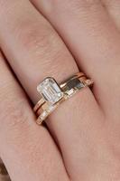 Hand gefertigter 24 Karat vergoldeter Edelstahl ring mit CZ Simple und Chic Wholesale Fashion Design Klassischer Stil für den Islam