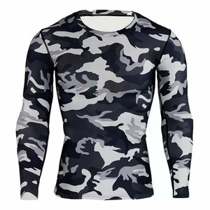 Chemises de compression à manches longues personnalisées avec motif camouflage pour hommes vêtements de sport serrés à séchage rapide chemises en polyester de musculation pour hommes contre les éruptions cutanées - Product Image 2