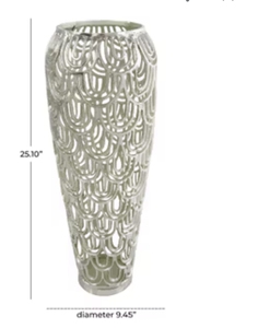 Una maceta moderna de aluminio mejora la presentación de las plantas con líneas limpias y artesanía metálica de primera calidad. - Product Image 4