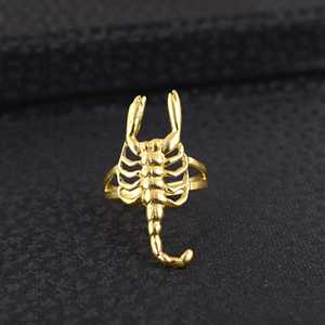 Anillo Gótico de Escorpión de Último Diseño, Joyería Tribal de Latón para Hombre, Anillo Grueso Gótico de Escorpión Chapado en Oro de 18k, Venta al por Mayor/OEM/ODM - Product Image 1