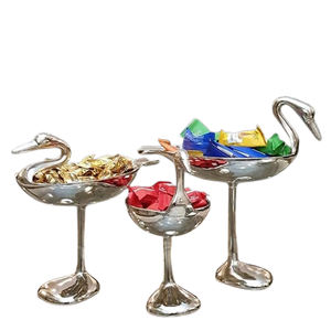 Bol en verre de support en aluminium de conception de forme d'oiseau volant bol de décoration de banquet d'hôtel élégant classique exclusif - Product Image 4