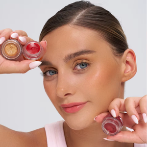 Baume Lumineux Golden Sun 7 ml – Illuminateur Naturel Hydratant Antioxydant Multifonctionnel Doux pour la Peau Visage, Yeux et Lèvres - Product Image 1