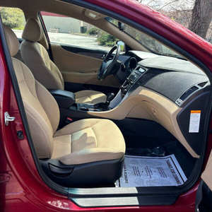 Hyundai Sonata hybride d'occasion 2013, conduite à gauche - Product Image 4