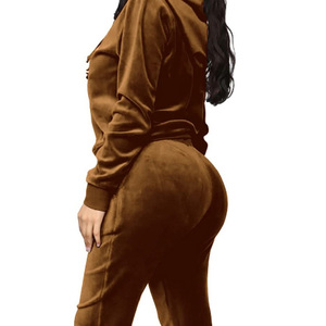 Conçu sur mesure femmes 320-340 GSM velours/velours décontracté hiver vente en gros survêtements solide 2 pièces sweat à capuche pantalon ensembles imprimer - Product Image 3
