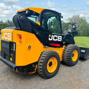 Chargeuse compacte sur pneus JCB 300 Eco à haute performance avec hydraulique à grande capacité de levage pour les travaux de construction lourds - Product Image 1