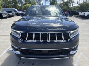 Jeep Wagoneer Serie III 2022 Usado en Buen Estado, Motor V8 5.7L Gasolina/Eléctrico - Product Image 3