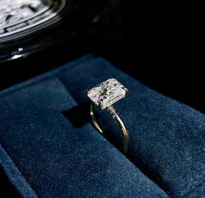 Anillo de Plata de Ley 925 Maciza Romántico Chapado en Oro Rosa con Moissanita de Corte Octogonal con Engaste de Puntas Certificado por Terceros para Mujer - Product Image 6