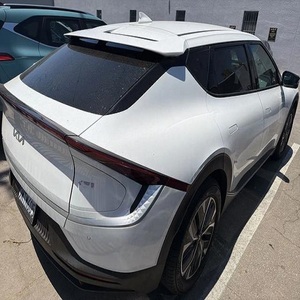 Voiture électrique d'occasion 2024 EV6, longue autonomie, légèrement utilisée - Product Image 3