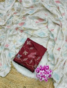 Sari en Georgette de Soie Premium avec Broderie de Paillettes et Bordure Arco en Zari Doré pour Mariage et Diwali - Product Image 1