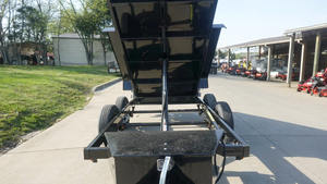 Remorque à benne hydraulique d'occasion 5x10 avec côtés de 16 pouces, revêtement poudré, 7 000 lb de poids total autorisé en charge, pour tracteur agricole, composants principaux incluant un moteur à engrenages inclinés - Product Image 5