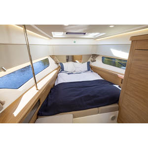 Lancha Nimbus Weekender 11 (W11) con 3.46m de eslora, 1 cabina, 2 camas y motor fueraborda a gasolina. - Product Image 5