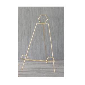 Soporte de bienvenida de metal de color dorado hecho a mano Forma y tamaño personalizados Soporte de bienvenida con la mejor calidad de la India - Product Image 5