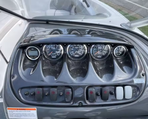 Bateau à moteur Yamaha AR 210 de 2008 d'occasion, 21 pieds, bateau à coque ouverte, bateau de travail, remorqueur, moteur marin à deux cylindres de 1052 cm3 - Product Image 4