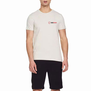 Conjunto de Camiseta y Pantalones Cortos para Hombre, Diseño Personalizado, al por Mayor, Transpirable, de Color Sólido, Hecho de Algodón, Precio Económico - Product Image 1