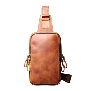 Sac à dos en cuir Executive Heritage avec profil élégant et compartiments de rangement intelligents - Product Image 1