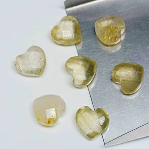 Pierre précieuse en quartz rutilé doré sculptée à la main en forme de cœur, pierre de fabrication de bijoux de 10 mm - Product Image 4