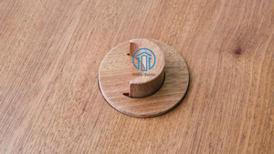 Souvenir d'urne de crémation en bois en forme de coeur pour les cendres d'animaux de compagnie Urne artisanale en bois massif avec couvercle de lune unique se ferme - Product Image 6