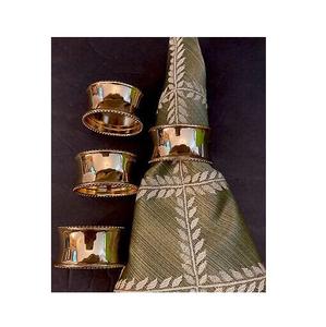 Anillo de Servilleta Europeo de Hierro de Lujo Hecho a Mano con Acabado Ecológico y Duradero para Bodas, Accesorios de Comedor de Inspiración Europea - Product Image 1