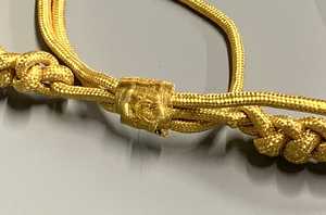 ชุดเดรส aiguillettes พร้อมอุปกรณ์เสริมโลหะ - Product Image 2