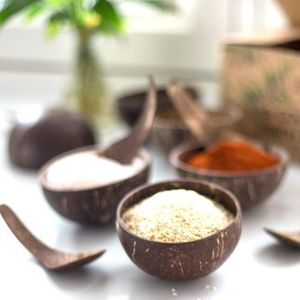 Cheapest coconut bowl natural or colorful lacquer lightweight for wholesale gifting events and sustainable catering - Product Image 3