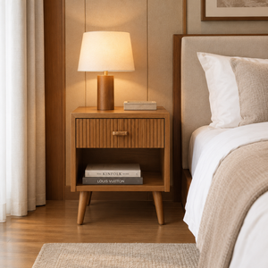 Table de chevet moderne en bois avec tiroir cannelé et étagère ouverte, table de nuit en bois massif pour chambre d'hôtel, appartement, mobilier - Product Image 6