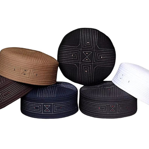 Chapeau de prière islamique SHAMS CAP de haute qualité, en coton polyester premium, ajustement confortable avec étiquetage personnalisé - Product Image 1