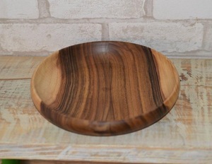 Assiette et vaisselle en bois fruits pour fête de mariage avec vaisselle taille différente et couleur bois naturel - Product Image 3