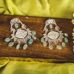 Pendientes de Plata con Filigrana Morni de Alta Calidad, Modernos y Brillantes, los Más Vendidos, Suministrados Directamente por el Fabricante Indio - Product Image 1